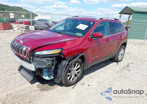 2016 Jeep Cherokee Latitude z USA, uszkodzony, nr VIN 1C4PJMCS2GW228072